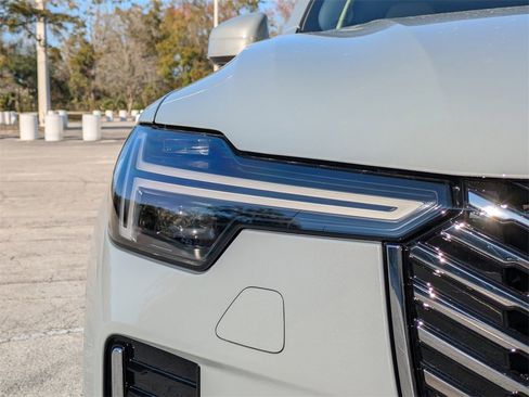 New 2026 Volvo XC90 T8 Ultra w/ Protection Package Premier image 10