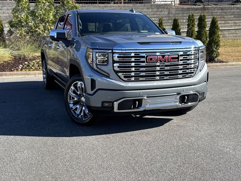New 2026 GMC Sierra 1500 Denali image 2
