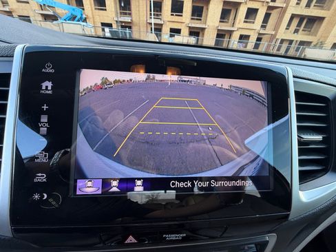 Used 2017 Honda Pilot EX image 29