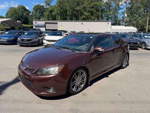 Used 2011 Scion tC FWD image 1