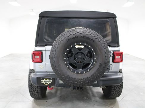 Used 2018 Jeep Wrangler Unlimited Rubicon w/ Steel Bumper Group AWD/4WD image 9