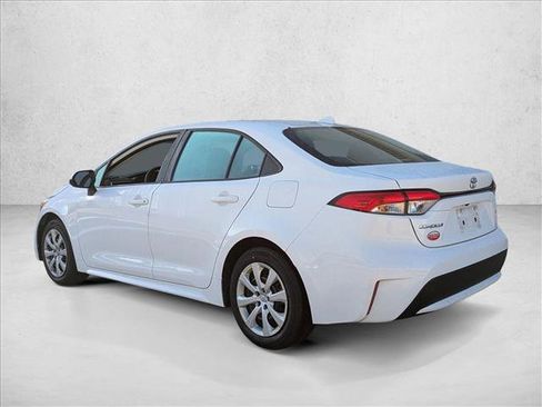 Certified 2022 Toyota Corolla LE image 6