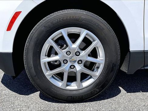 Used 2023 Chevrolet Equinox LT FWD image 7