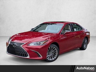 New 2025 Lexus ES 300h w/ Luxury Package