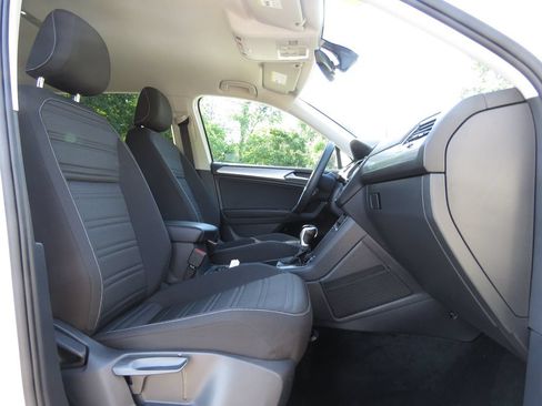 Used 2023 Volkswagen Tiguan S FWD image 13