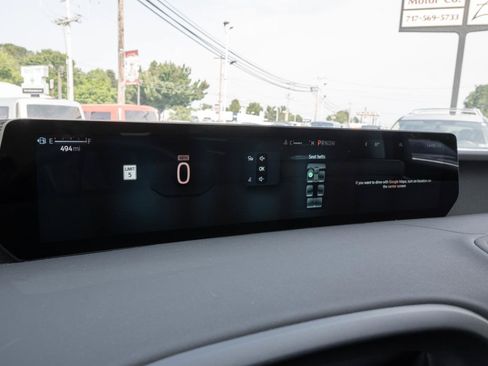 Used 2025 Ford Expedition Max Platinum w/ Driver's Package AWD/4WD image 34
