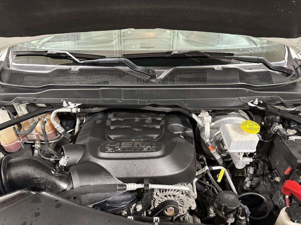 Used 2024 RAM 2500 Big Horn AWD/4WD image 24