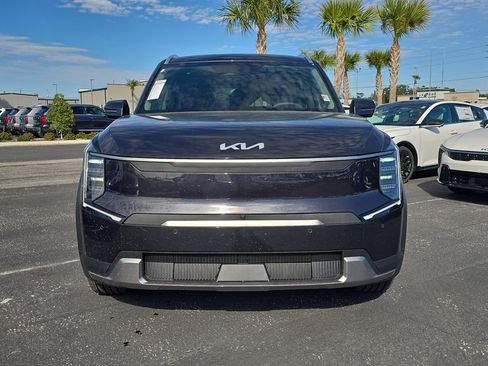 New 2026 Kia EV9 Wind AWD/4WD image 3