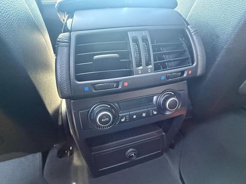 Used 2011 BMW X5 M image 12