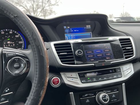 Used 2014 Honda Accord Touring image 18