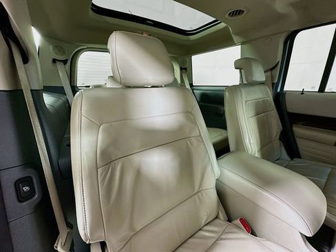 Used 2009 Ford Flex SEL image 27