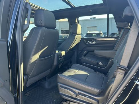 Used 2024 Chevrolet Tahoe RST w/ Luxury Package image 8