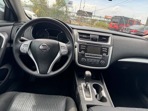 Used 2016 Nissan Altima 2.5 S w/ Power Driver Seat Package FWD image 12