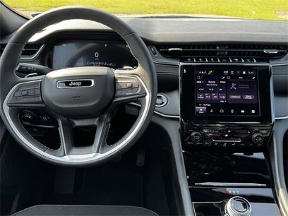 New 2025 Jeep Grand Cherokee L Altitude