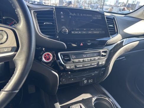 Used 2021 Honda Pilot Touring image 23