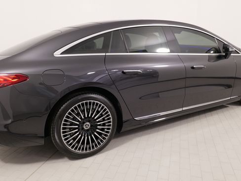 Used 2023 Mercedes-Benz EQS 580 4MATIC Sedan image 10