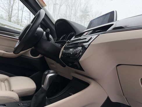 Used 2018 BMW X1 xDrive28i w/ Convenience Package image 36