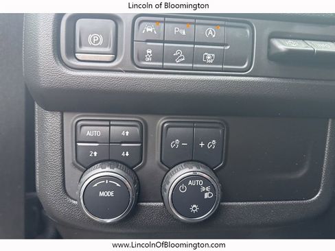 Used 2024 Chevrolet Tahoe High Country image 41