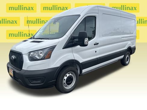 New 2025 Ford Transit 250 148 Medium Roof w/ Load Area Protection Package image 9