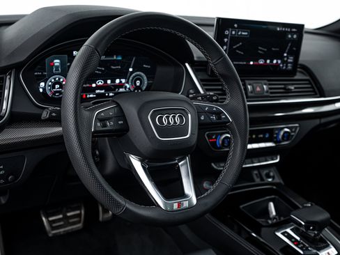 Certified 2025 Audi SQ5 Premium Plus w/ Premium Plus Package image 9