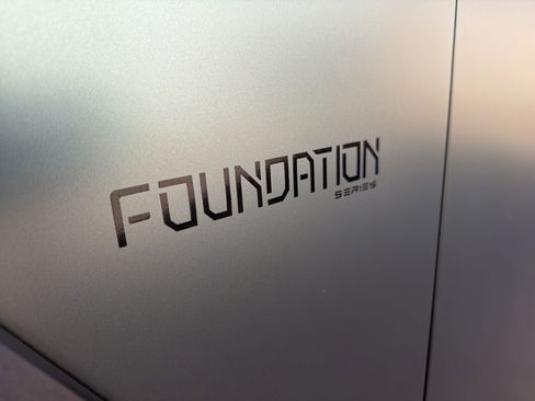 Used 2024 Tesla Cybertruck AWD Crew Cab image 4