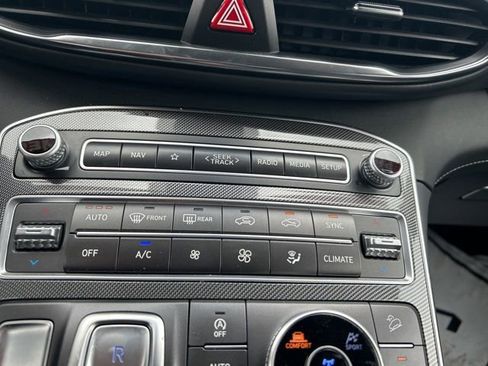 Used 2023 Hyundai Santa Fe Limited AWD/4WD image 30