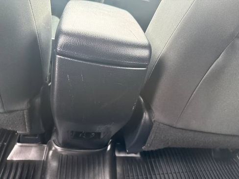 Used 2018 Toyota RAV4 LE w/ All Weather Liner Package AWD/4WD image 18