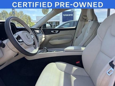 Used 2023 Volvo XC60 B5 Plus w/ Protection Package Premier AWD/4WD image 4