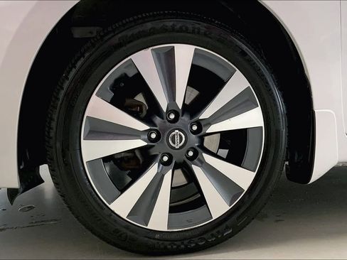 Used 2018 Nissan Sentra SL image 8