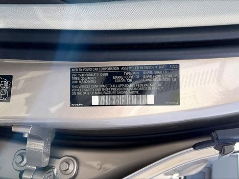 New 2026 Volvo XC60 T8 Ultra w/ Protection Package Premier image 35