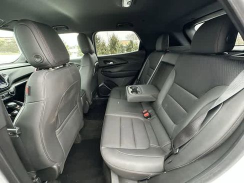 Used 2023 Chevrolet TrailBlazer RS w/ Convenience Package AWD/4WD image 19