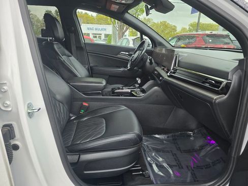 Used 2023 Kia Sportage X-Pro AWD/4WD image 10