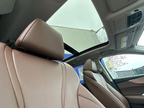 Certified 2025 Acura MDX SH-AWD w/ Technology Package image 16