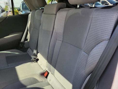 Used 2025 Subaru Outback Premium AWD/4WD image 15