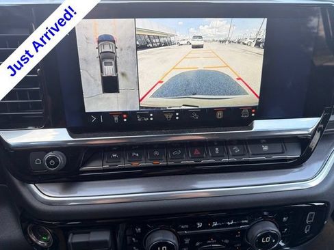 Used 2026 Chevrolet Silverado 1500 High Country w/ Technology Package AWD/4WD image 17