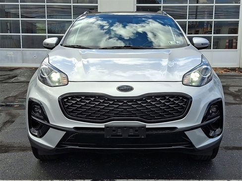 Used 2022 Kia Sportage Nightfall Edition image 5