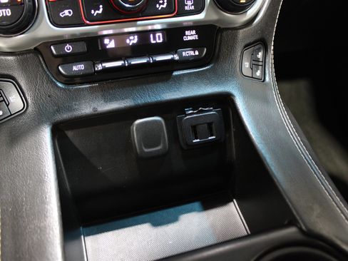 Used 2016 GMC Yukon SLT w/ Open Road Package image 21