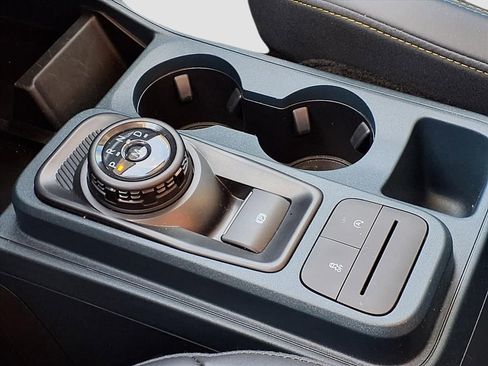 New 2025 Ford Maverick Lobo image 13