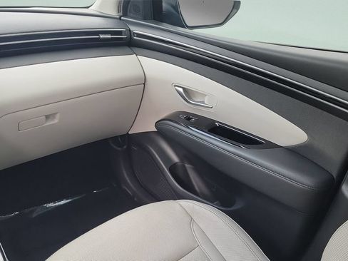 Used 2022 Hyundai Tucson Limited w/ Cargo Package FWD image 13
