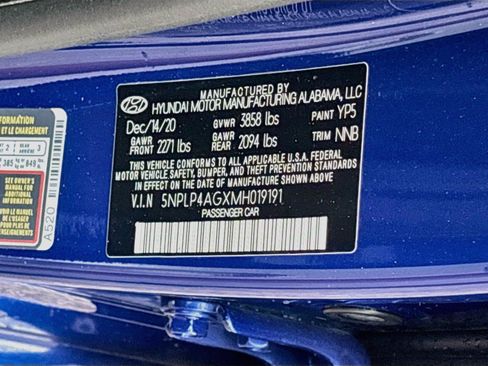 Used 2021 Hyundai Elantra Limited FWD image 32