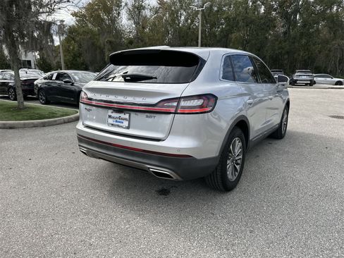 Used 2019 Lincoln Nautilus Select image 6
