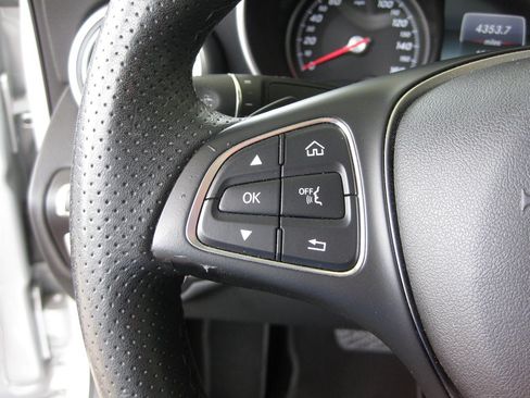 Used 2017 Mercedes-Benz C 300 Sedan image 15