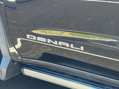 Used 2021 GMC Sierra 1500 Denali image 8