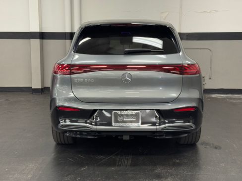 Used 2023 Mercedes-Benz EQS 580 4MATIC SUV image 11