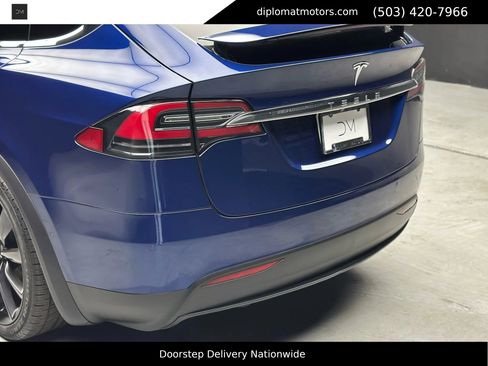 Used 2018 Tesla Model X 100D image 15