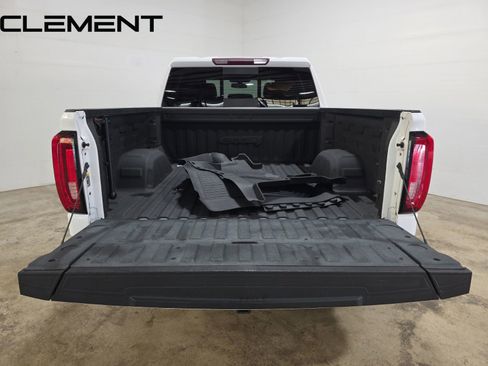 Used 2020 GMC Sierra 1500 AT4 w/ AT4 Premium Package image 11