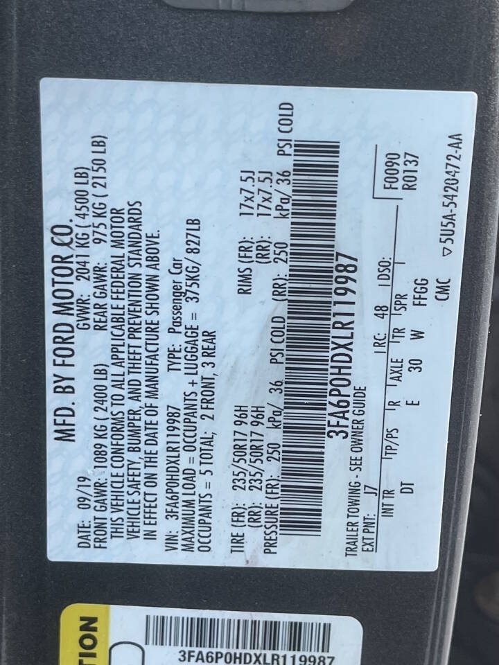 Used 2020 Ford Fusion SE FWD image 29