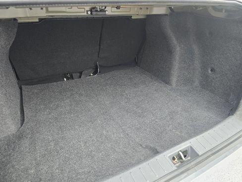 Used 2024 Nissan Versa SR image 23