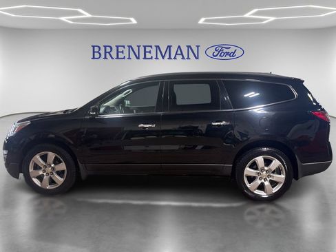 Used 2016 Chevrolet Traverse LT w/ Style and Technology Package image 8