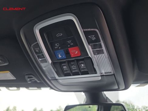 Used 2024 RAM 2500 Laramie w/ Sport Appearance Package AWD/4WD image 31